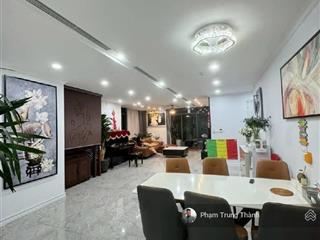 Bán căn hộ mặt hồ văn quán| 136m2  3 ngủ  2wc  12 tỷ| view hồ tuyệt đẹp, sổ đỏ chính chủ