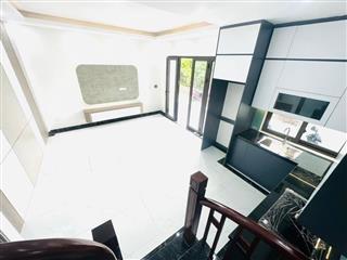 CHÍNH CHỦ CẦN BÁN GẤP NHÀ - PHÚC LỢI, LONG BIÊN - 6 TẦNG - MẶT TIỀN 6M - NHỈNH 100TR/M