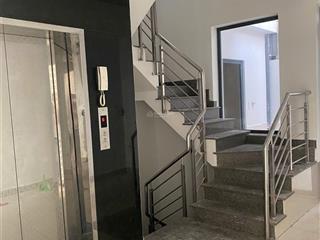 Cho thuê nhà mặt tiền đường số khu dân cư him lam quận 7 / có thang máy giá 50 triệu