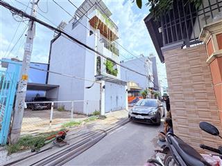 Hot!!! lô đất chỉ 48triệu/m2  tặng nhà c4  đường 11  p. trường thọ  242.4m2  ngang 6
