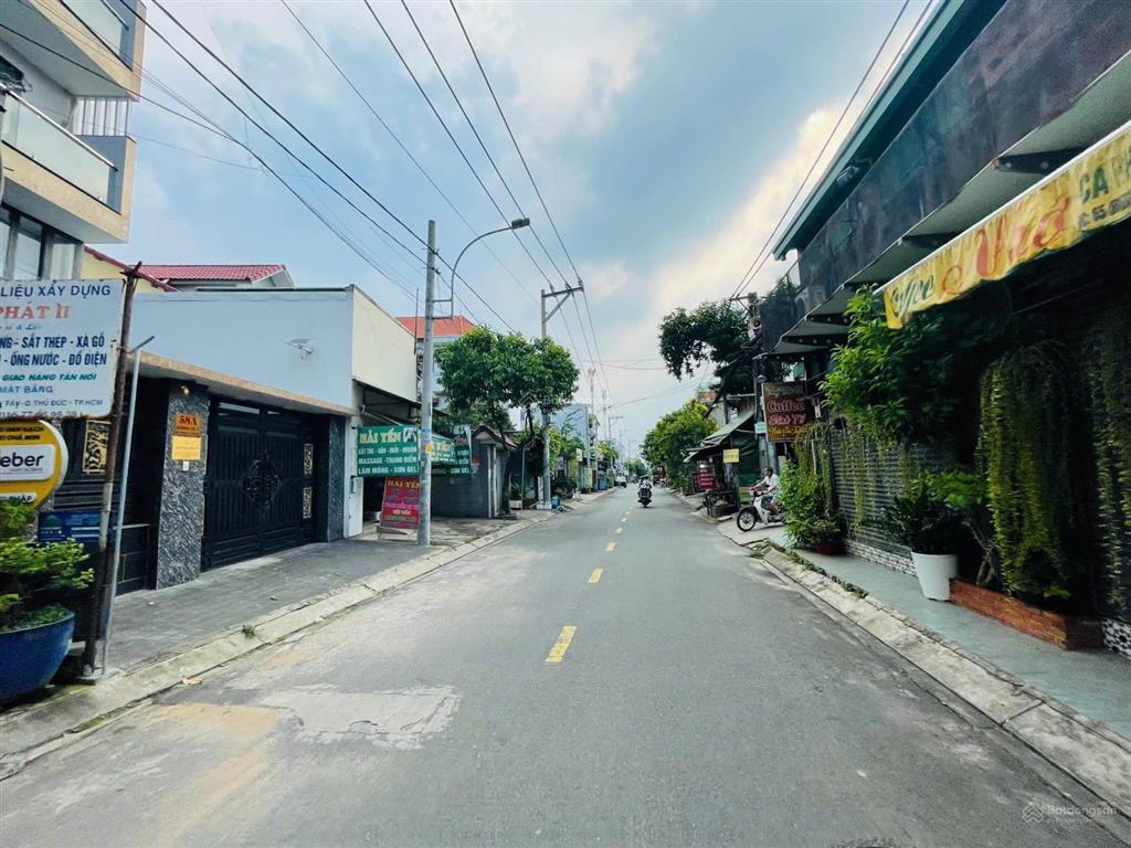 Dãy trọ hxh  ngay phạm văn đồng  gần đh cảnh sát  thu nhập ~ 13 triệu/th  80m2