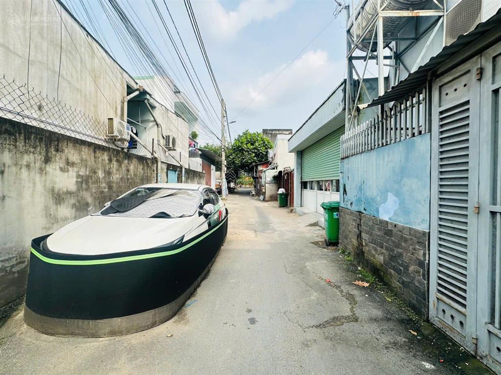 Giá chỉ 61,17tr/m2 còn 1 lô hxh thông  khu vip  gần ga metro thủ đức  112,8m2 ngang 5m
