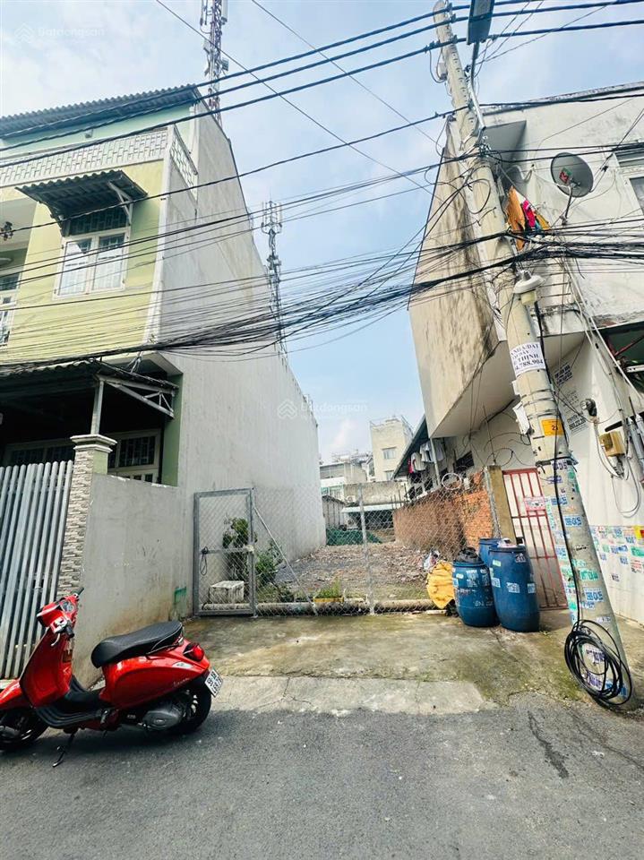 Giá chỉ 61,17tr/m2 còn 1 lô hxh thông  khu vip  gần ga metro thủ đức  112,8m2 ngang 5m