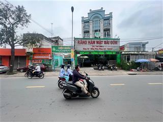 Chỉ 100tr/m2 nhà mặt tiền kinh doanh  2 tầng  thu nhập thuê 30tr/ tháng  220m2 ngang 9.5m