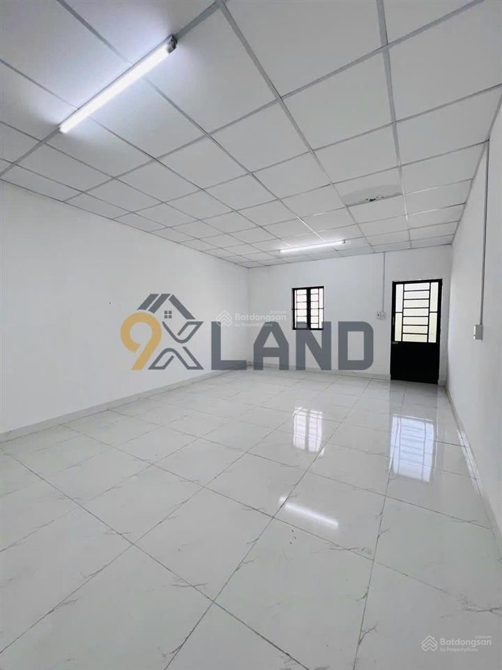 Nhà 2 tầng hẻm xe hơi thông  gần ga metro  chợ thủ đức  tiện ích đầy đủ ~ 100m2 ngang ~ 5m