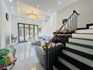 NHÀ ĐẸP LUNG LINH TẠI LẠC LONG QUÂN - OTO 7 CHỖ ĐỖ CỬA - NGÕ THÔNG - THIẾT KẾ HIỆN ĐẠI