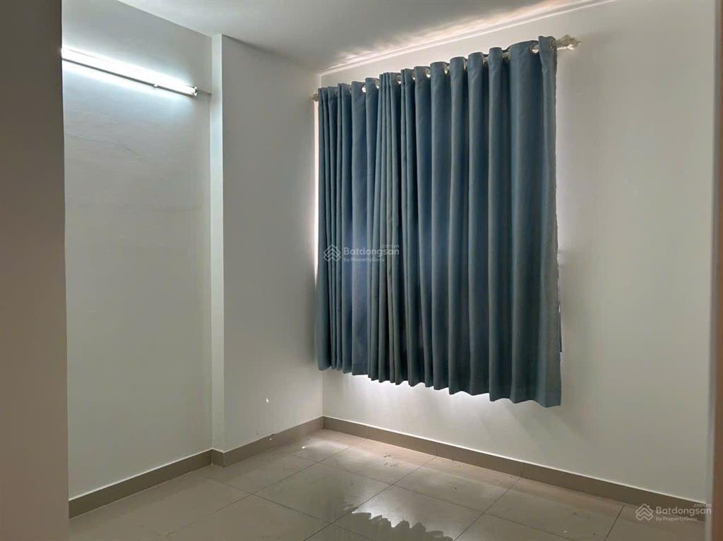 Cho thuê căn hộ studio  đã ngăn phòng, sẵn nội thất. 6tr