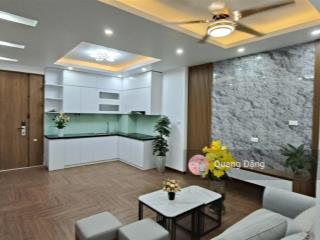 Nhà đẹp ở ngay  sổ hồng cất két , bc đông nam , dt86m2 , 3 ngủ rộng thênh thang ,  0373 668 ***