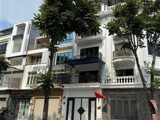 Bán nhà liền kề kđt văn phú  full nội thất  phân lô vỉa hè  80m 5 tầng mt 5m  đường 14m.