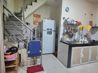Cho thuê nhà đường tân trang, 4.5x5m, 3 tầng, 2pn 3wc, giá 10tr