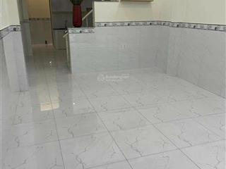 Cho thuê nhà hẻm 922 cmt8, 3.6x12m, 1 lầu, sạch đẹp ở liền