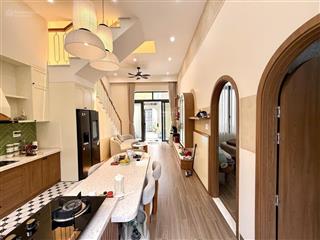 Nhà tam phú thủ đức, 93m2, ngang lớn 7.7m, sát phạm văn đồng, giá 8.9 tỷ