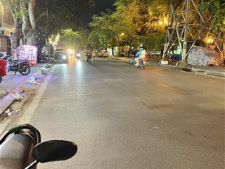 Mặt phố vip hbt  siêu kd  đẳng cấp  vỉa hè đá bóng  xây toà nhà khai thác kd, cho thuê