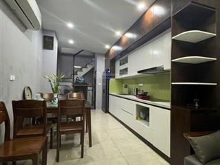 Bán gấp nhà phùng chí kiên  chỉ 8,6tỷ  nghĩa đô  hoàng quốc việt  5 tầng  oto đỗ cửa