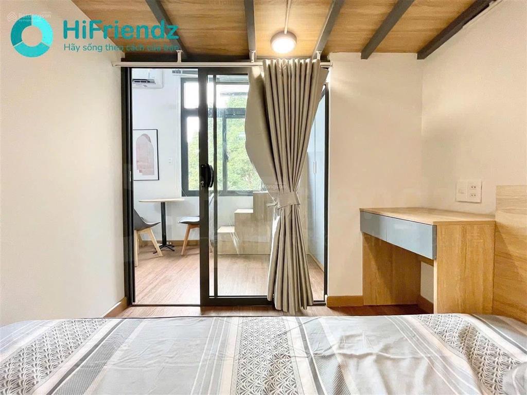 Duplex mới 100%  cửa sổ to  ngay trung tâm quận 2