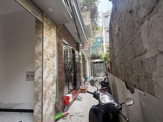 Nhà 3 tầng 4 phòng ngủ đang cho thuê ngõ rộng minh khai 11.8 tỷ
