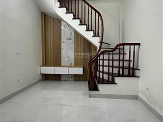 Bán nhà phố vọng 5 tầng gần đại học cho thuê 15 triệu/tháng