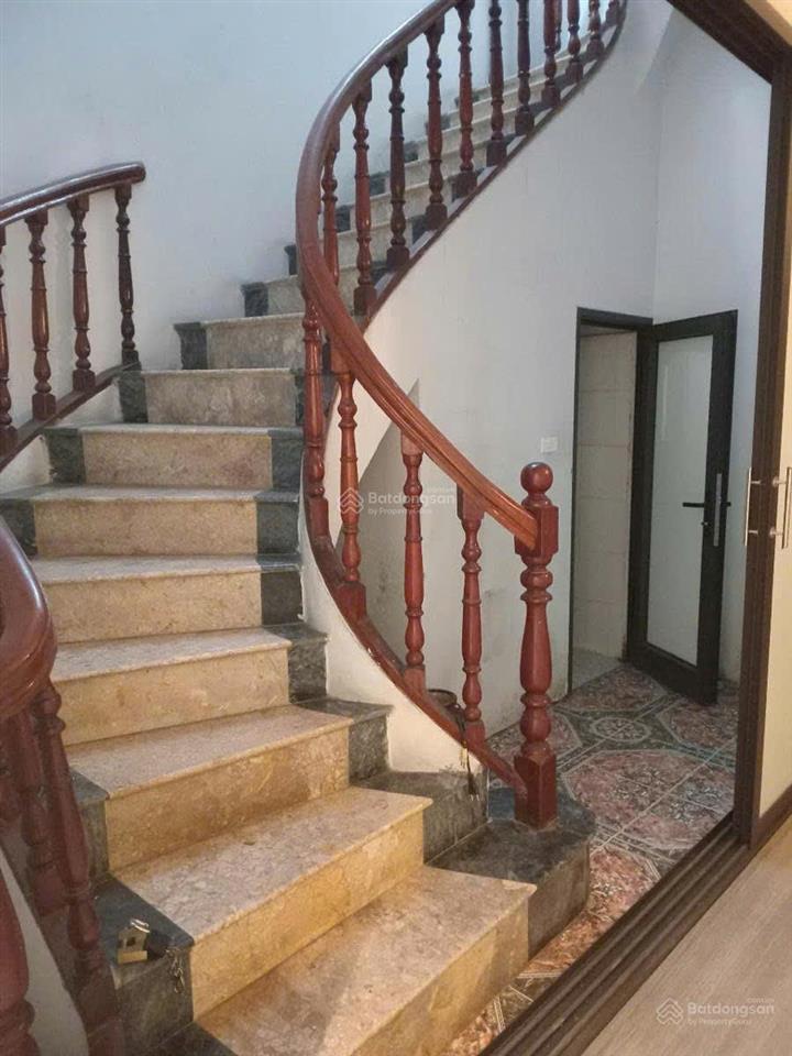 Bán nhà phố lê trọng tấn sân đỗ xe trước nhà 4 tầng dt 85m2 28,5 tỷ