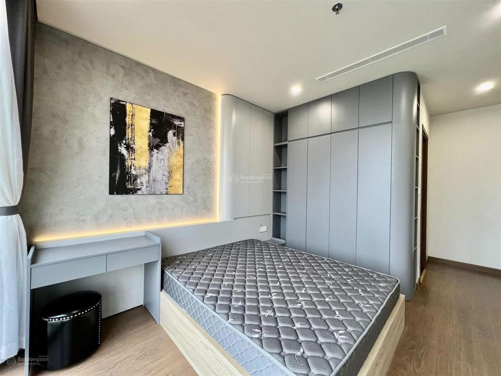 Chính chủ tôi cần bán gấp căn 3 ngủ golden palace giá rẻ chỉ 8 tỷ,  0982 399 *** (thảo)