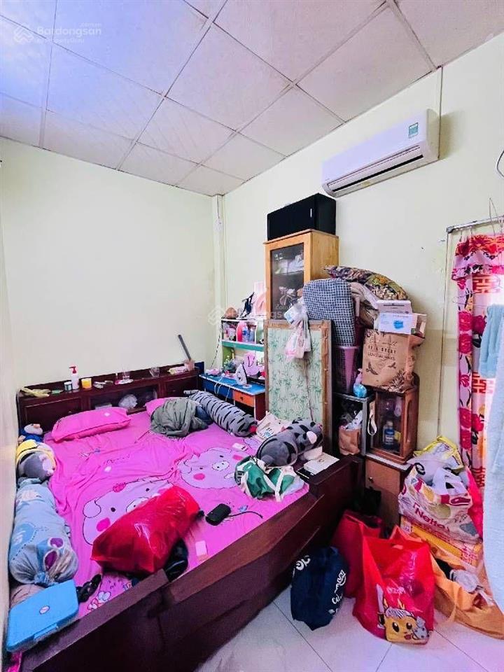 Nhà bán 2 mặt tiền hẻm xe hơi cách 1 căn ra mt bùi minh trực , đang cho thuê kinh doanh buôn bán