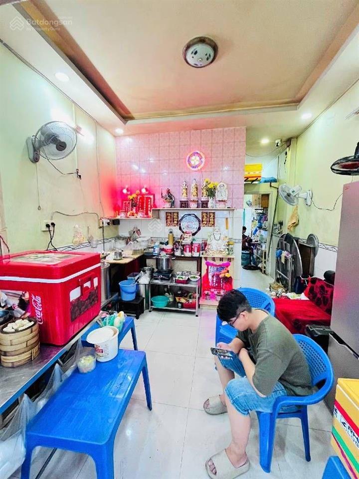 Nhà bán 2 mặt tiền hẻm xe hơi cách 1 căn ra mt bùi minh trực , đang cho thuê kinh doanh buôn bán