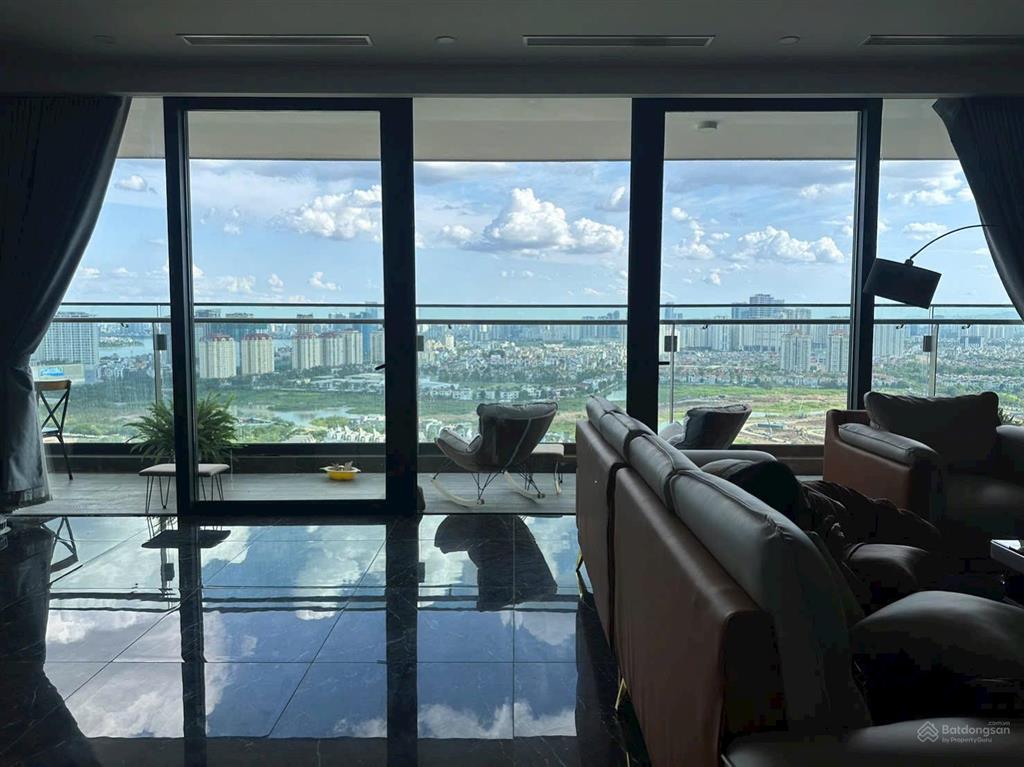 Quỹ căn hộ giá tốt sunshine golden river. căn 2pn 123m2, căn góc 3pn dt 160m2, căn 4pn 3wc dt 211m2