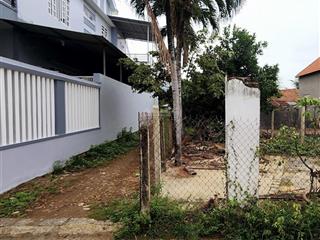 Bán đất có thổ cư tại thị trấn diên khánh, phù hợp đầu tư hay xây dựng nhà ở .   0975 057 ***