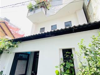 Nhà rẻ hẻm oto khu út tịchtân bình  dt 72m2 1t 1lửng 2l, 4pn4wcshr.  0974 945 *** gặp phương