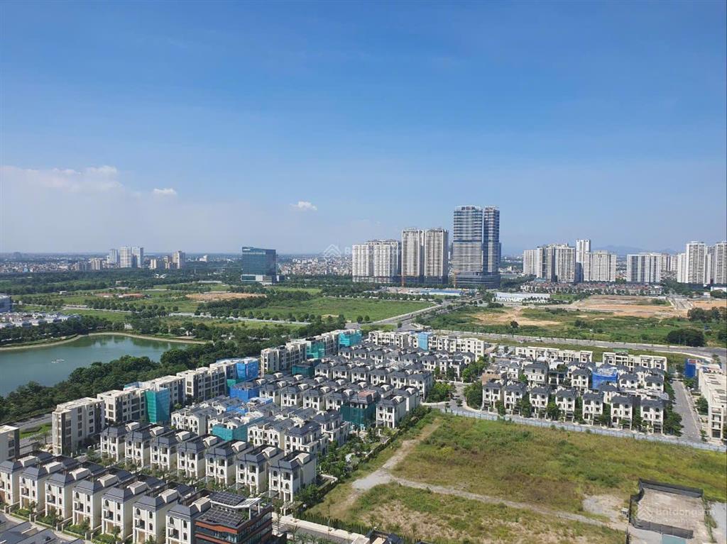 Bán căn 59.8m2 view đẹp như tranh chung cư 6th element sẵn sổ đỏ