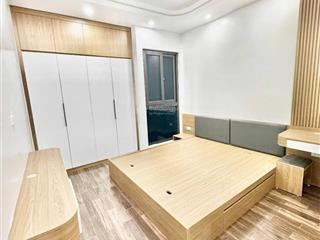 Đắc địa  trung tâm cầu giấy  mặt ngõ thông kinh doanh sầm uất  oto qua nhà vào nhà