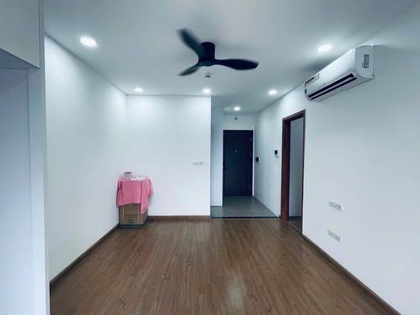 Hiếm ! chính chủ gửi bán căn hộ 2PN view sân vận động tại Iris garden giá chỉ nhỉnh 6.x tỷ | liên hệ 0974.999.811 