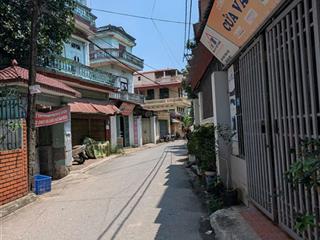 Nhà đẹp đông dư, gia lâm  gara ô tô  nở hậu  khe thoáng sau nhà
