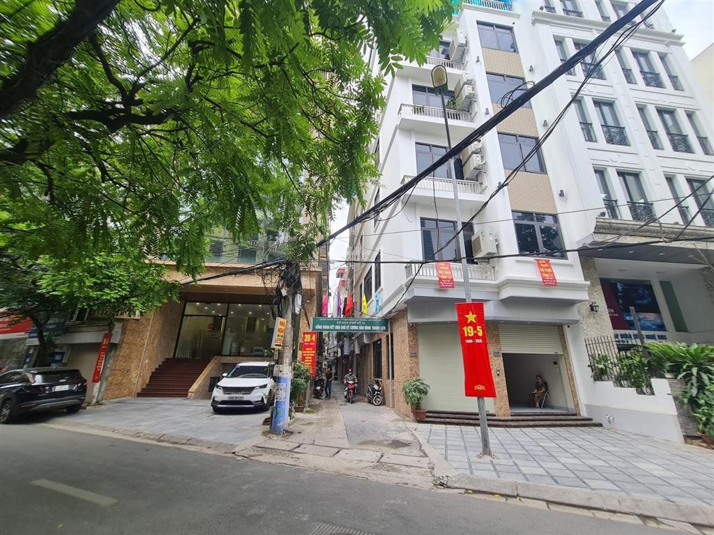 Bán nhà phân lô biệt thự hoàng cầu70m2x7t thang máy trung tâm đống đalô góc 3 thoáng an sinh cao