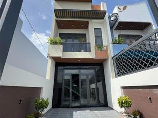🔥 BÁN NHÀ PHỐ TRUNG TÂM XÃ LONG TRẠCH HUYỆN CẦN ĐƯỚC TỈNH LONG AN NGAY KCN CẦU TRÀM – 110M² – SHR – GIÁ 2 TỶ 700