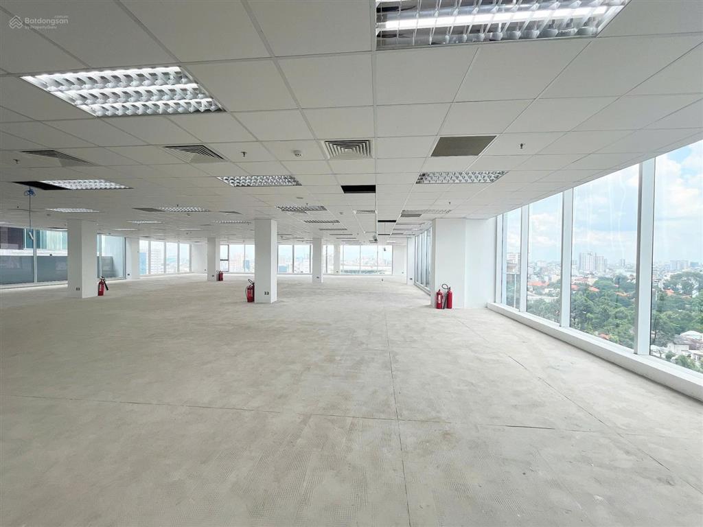 Cho thuê văn phòng 426m2 tại lầu 12 tòa nhà điện biên phủ, q3, view đỉnh mà giá chỉ 740 nghìn/m2