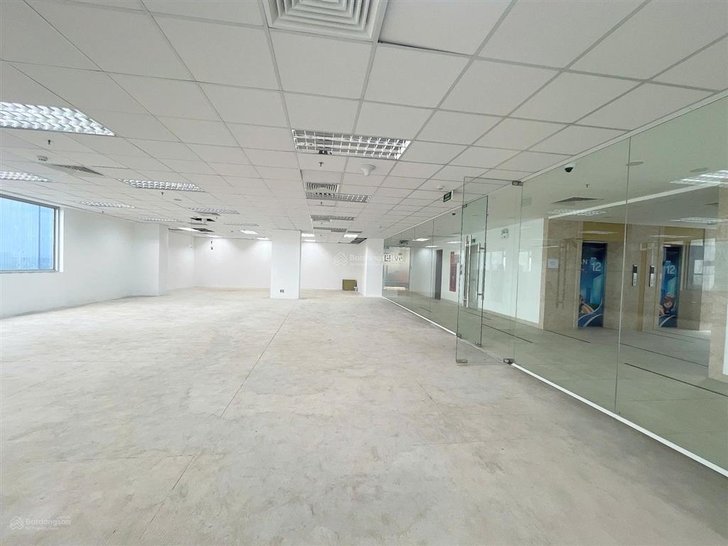 Cho thuê văn phòng 426m2 tại lầu 12 tòa nhà điện biên phủ, q3, view đỉnh mà giá chỉ 740 nghìn/m2