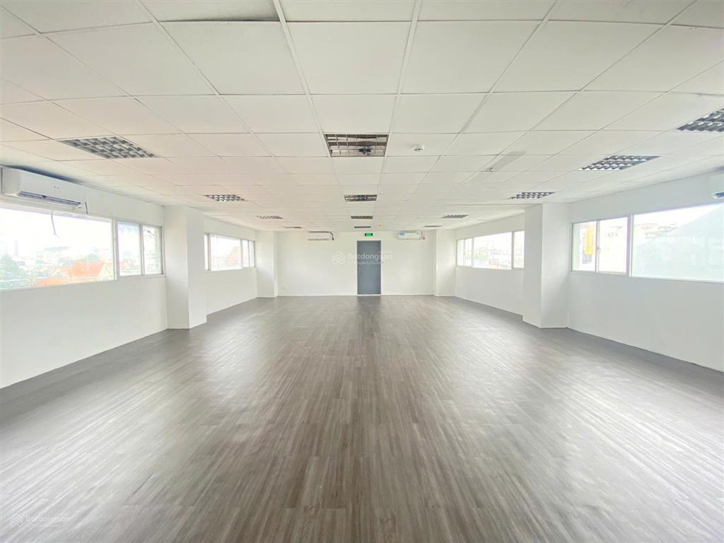 Văn phòng sẵn fitout quận bình thạnh 140m² siêu rộng, giá chỉ 45tr/tháng!