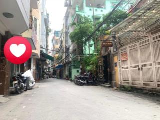 Siêu phẩm cầu giấy ô tô tránh, kinh doanh, lô góc, dòng tiền 30tr/1 tháng dt 83/90m2 3t mt 5,2m