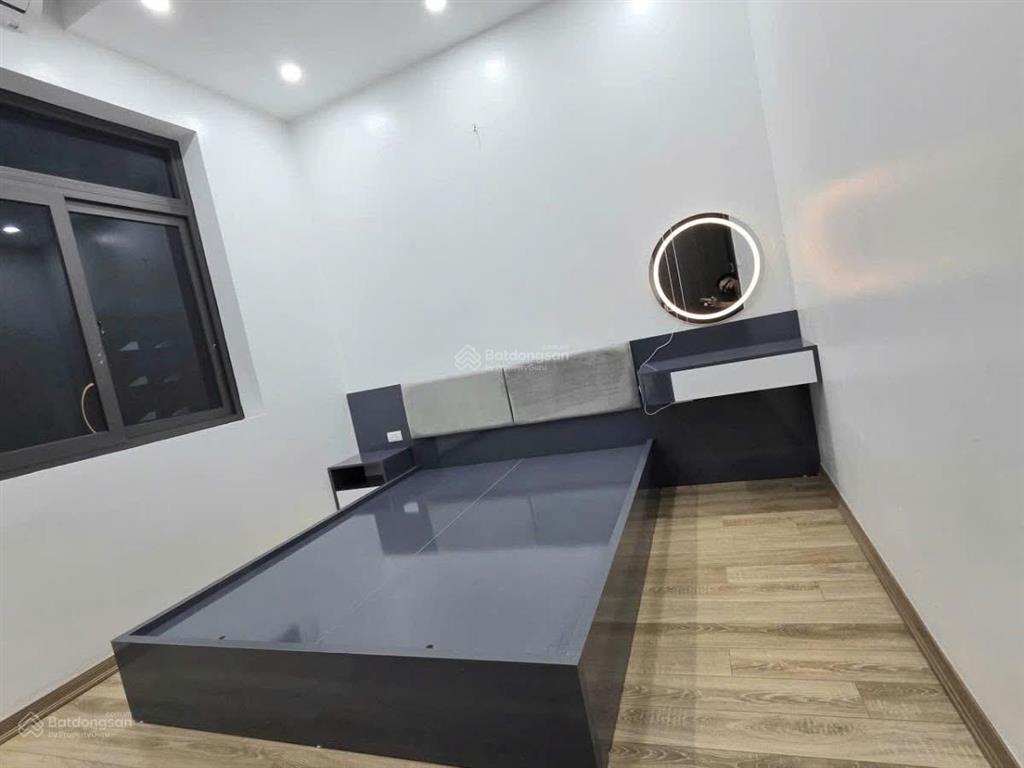 Nhà mới tại chợ khâm thiên full nội thất ngõ thông gần hồ ba mẫu tiện ích bạt ngàn dt 53m 4t mt 4m