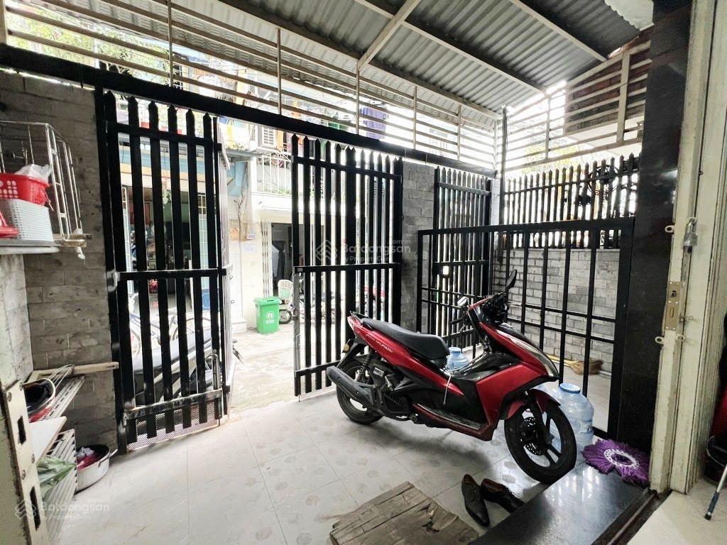 Tân hòa đông giáp quận 6. dt lớn 5mx25m, có sẵn dòng tiền hằng tháng, giá tốt nhất trong khu vực