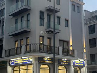 Cho thuê shophouse 99 m2 (5 tầng) ở the manor central park