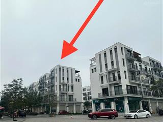 Bán căn góc shophouse the manor central park 97m2, 5 tầng, 3 mặt tiền
