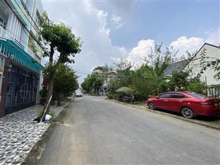 Bán lô đất đẹp (5 x 20m)2 mặt tiền hẻmkhu bộ công anp.phú thuậnquận 7đường 8 mlề đường 2.5