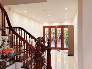 NHÀ ĐẸP KIẾN HƯNG