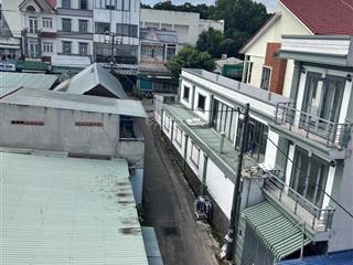 Bán nhà 4 tầng59m24pnhxt thônghơn 6 tỷlàng tăng phútăng nhơn phú a