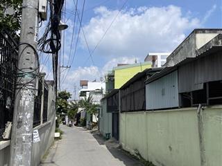 Bán nhà c4  90m2  5,4 tỷ tl  dòng tiền 8tr/th  ngay lã xuân oai  tăng nhơn phú a