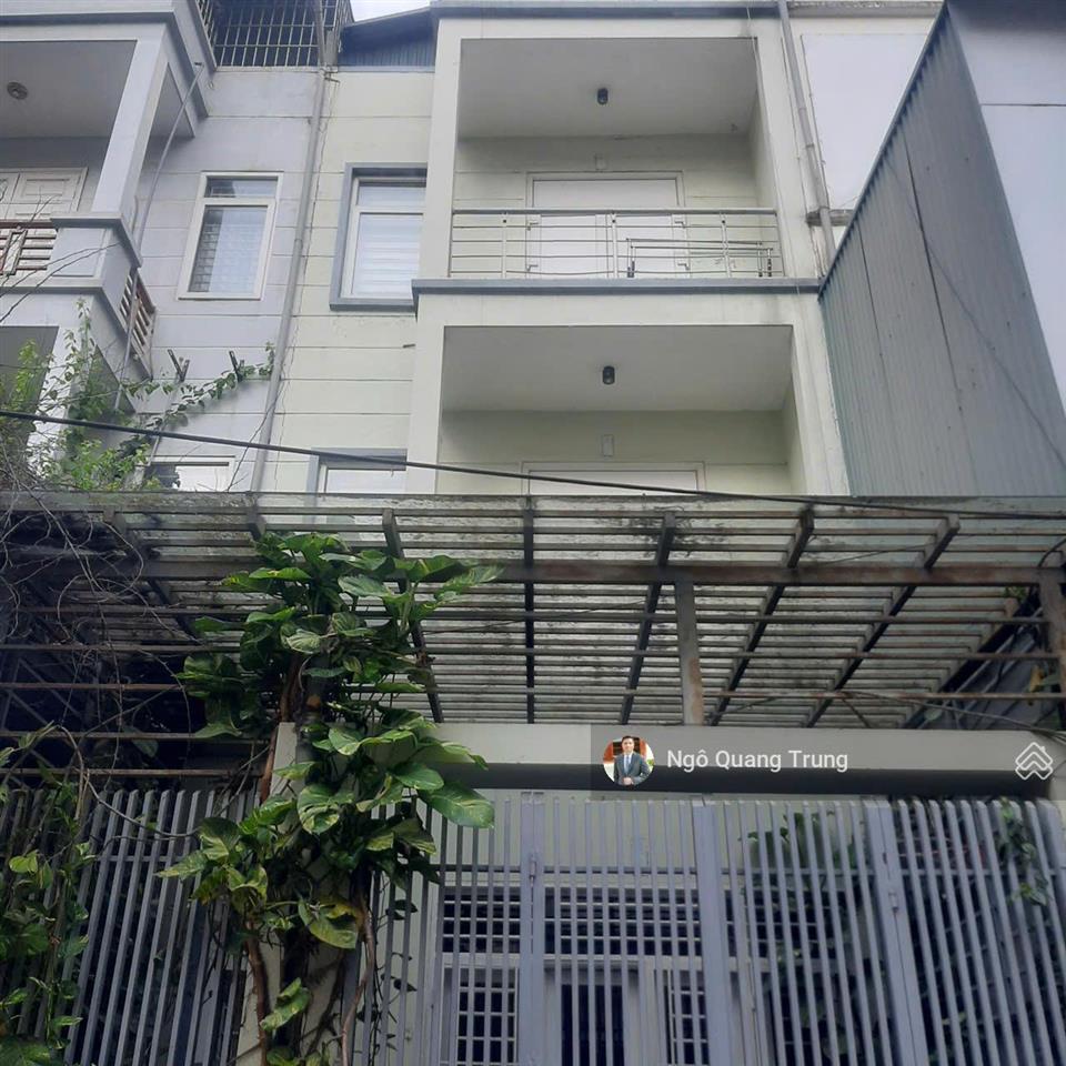 Bán nhanh căn nhà siêu hiếm thuộc khu phân lô liền kề, phố mễ trì thượng, phù hợp ở làm công ty