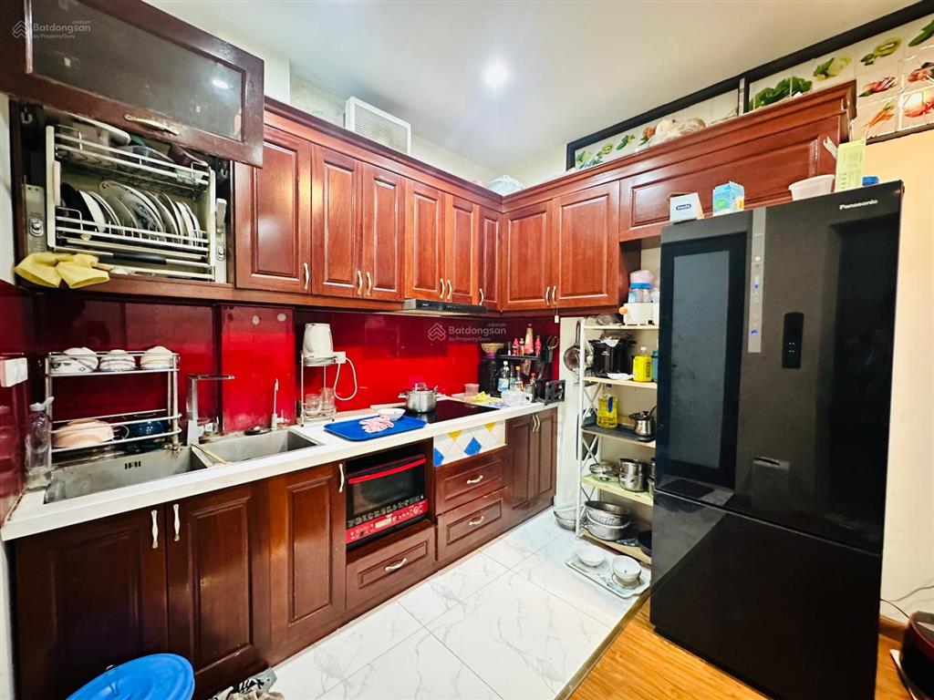 Nhà 6tầng, thang máy hiện đại, vào bước ra vườn hoa đại học công đoàn, đại học thuỷ lợi,