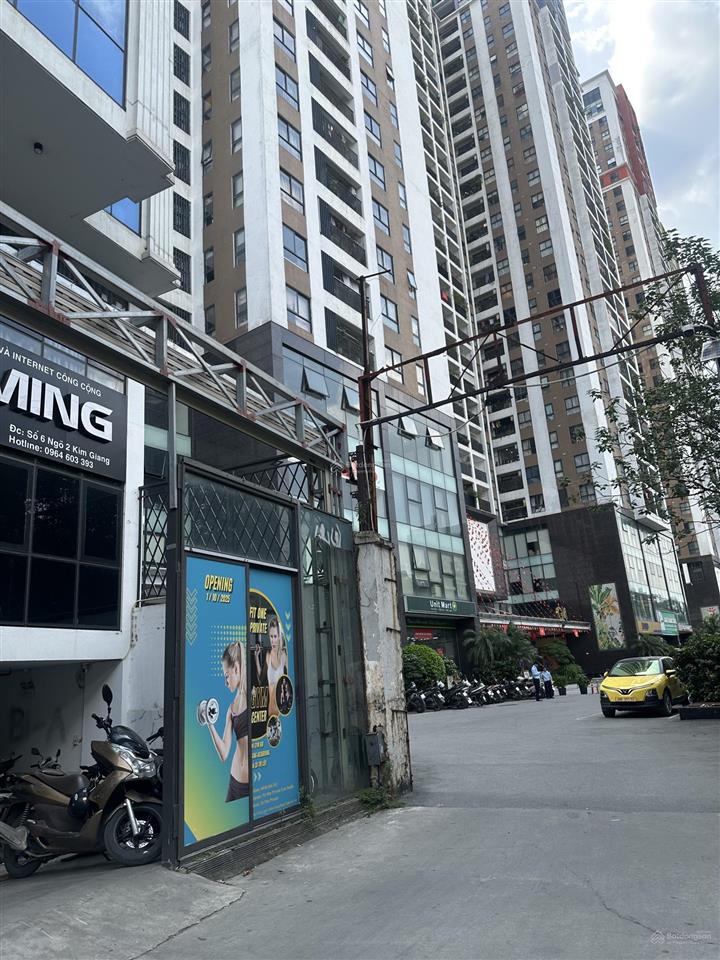 Tòa nhà văn phòng mới koong  9 tầng thang máy có hầm  ô tô tránh  2 mặt ngõ  gần ngã tư