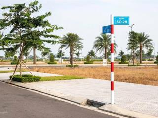 Cần ra nhanh lô đất 100m2 tỉnh lộ 10  bình chánh, giá 1 tỷ 650 triệu.  0896 971 ***